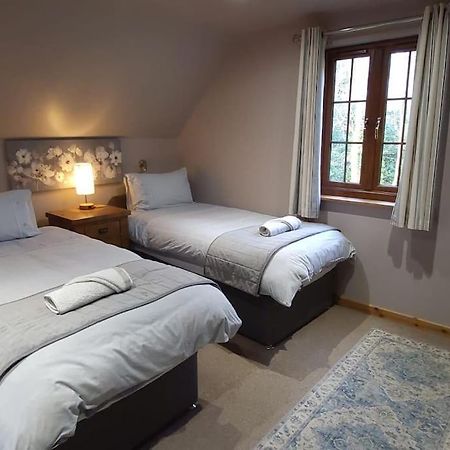 Artro Lodge Luxury 3 Bedroom, 3 Bathroom & Hot Tub Llanbedr  Exterior photo